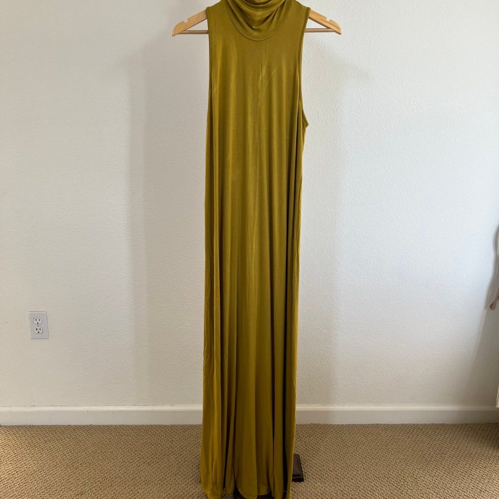 Caralase Size XL Moss Green Cowl Neck Sleeveless Fitted A Line  Dress